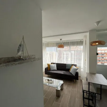 Tar11d - Estudio Con Vistas Al Mar, Wifi, Smart Tv, Fire Stick Amazon, En El Centro, A 600 Metros Playa *