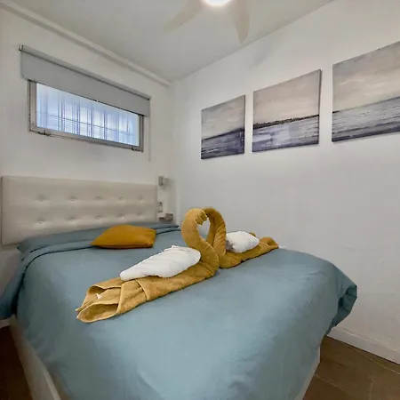 Tar11d - Estudio Con Vistas Al Mar, Wifi, Smart Tv, Fire Stick Amazon, En El Centro, A 600 Metros Playa *