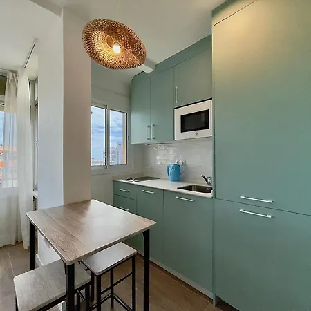 Tar11d - Estudio Con Vistas Al Mar, Wifi, Smart Tv, Fire Stick Amazon, En El Centro, A 600 Metros Playa