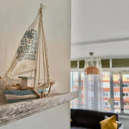 Tar11d - Estudio Con Vistas Al Mar, Wifi, Smart Tv, Fire Stick Amazon, En El Centro, A 600 Metros Playa Apartamento