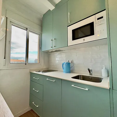 Tar11d - Estudio Con Vistas Al Mar, Wifi, Smart Tv, Fire Stick Amazon, En El Centro, A 600 Metros Playa Torremolinos