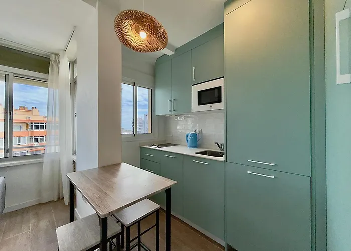 Tar11d - Estudio Con Vistas Al Mar, Wifi, Smart Tv, Fire Stick Amazon, En El Centro, A 600 Metros Playa