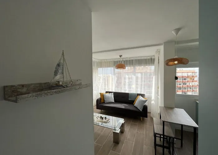 Tar11d - Estudio Con Vistas Al Mar, Wifi, Smart Tv, Fire Stick Amazon, En El Centro, A 600 Metros Playa *