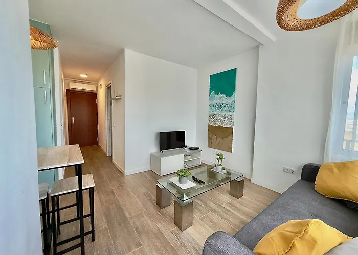 Tar11d - Estudio Con Vistas Al Mar, Wifi, Smart Tv, Fire Stick Amazon, En El Centro, A 600 Metros Playa * Torremolinos